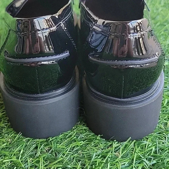 Franco Sarto Glossy Faux Patent Leather Loafers Size 7 - Picture 4 of 7